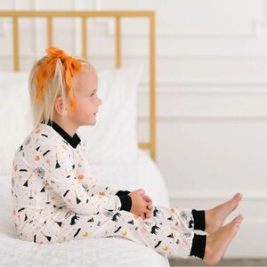 Ollie Jay Spooky Scenes Halloween Bamboo Pajama Set size 7